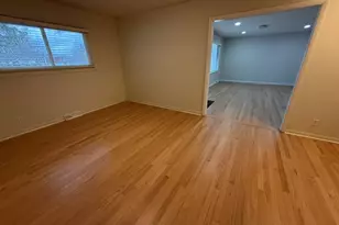 1S526 Nimitz Rd, Oakbrook Terrace, IL 60181 - Photo 5