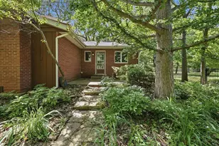 19631 NW Frontage Rd, Shorewood, IL 60404 - Photo 7