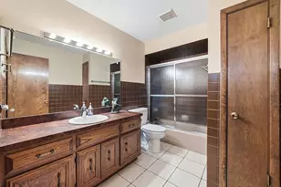 19631 NW Frontage Rd, Shorewood, IL 60404 - Photo 37