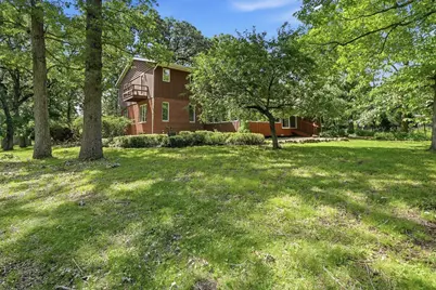19631 NW Frontage Road, Shorewood, IL 60404 - Photo 9