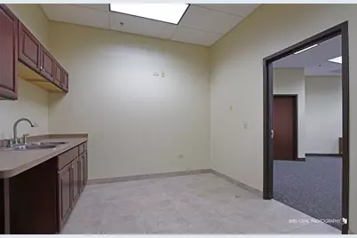 850 Tower Drive #103, Lake Villa, IL 60046 - Photo 11