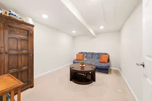 1193 Algonquin Dr, Elgin, IL 60120 - Photo 7