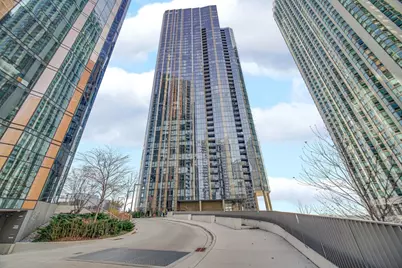 211 N Harbor Drive #1005, Chicago, IL 60601 - Photo 1