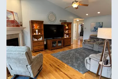 318 Piazza Lane, Chatham, IL 62629 - Photo 13