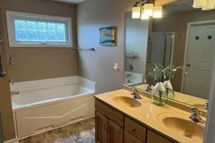 318 Piazza Ln, Chatham, IL 62629 - Photo 25