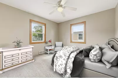 7922 N Waukegan Road, Niles, IL 60714 - Photo 11