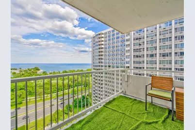 4250 N Marine Drive #2129, Chicago, IL 60613 - Photo 11