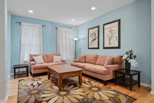 4501 W Westchester Ln, Libertyville, IL 60048 - Photo 5