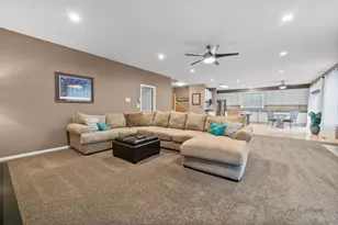 4501 W Westchester Ln, Libertyville, IL 60048 - Photo 15