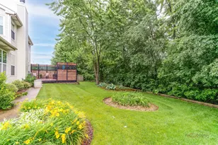 4501 W Westchester Ln, Libertyville, IL 60048 - Photo 33