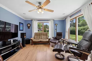 207 N Main St, Mount Prospect, IL 60056 - Photo 13