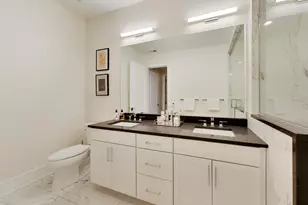 5748 N Hermitage Ave, Chicago, IL 60660 - Photo 23