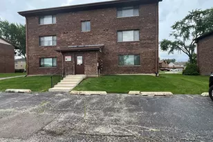468 Valley Dr, Naperville, IL 60563 - Photo 17