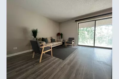468 Valley Drive #301, Naperville, IL 60563 - Photo 3