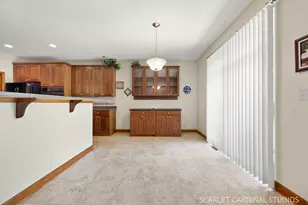 768 Bohannon Cir, Oswego, IL 60543 - Photo 5