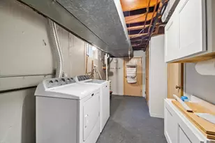 6755 N Washtenaw Ave, Chicago, IL 60645 - Photo 37