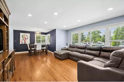 6755 N Washtenaw Avenue, Chicago, IL 60645 - Photo 5