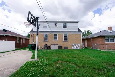 1635 Downing Avenue, Westchester, IL 60154 - Photo 23