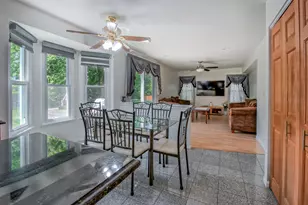 1094 Oak Wood Dr, Carol Stream, IL 60188 - Photo 13