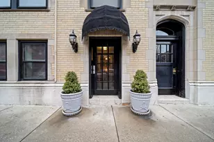 604 W Addison St, Chicago, IL 60613 - Photo 1