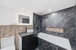 849 E Red Oak St, Addison, IL 60101 - Photo 11