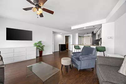 300 N State Street #5618, Chicago, IL 60654 - Photo 11