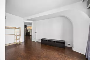 300 N State St, Chicago, IL 60654 - Photo 15