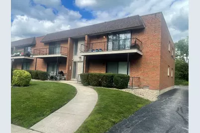 623 N Carroll Parkway #101, Glenwood, IL 60425 - Photo 3
