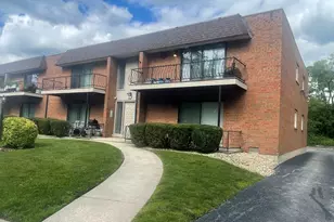 623 N Carroll Pkwy, Glenwood, IL 60425 - Photo 3