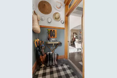 1959 W Balmoral Avenue, Chicago, IL 60640 - Photo 3