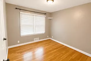 1003 McGregor St, Bloomington, IL 61701 - Photo 15
