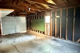 1003 McGregor St, Bloomington, IL 61701 - Photo 23