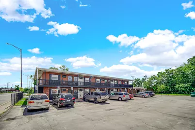 184 W 147th Street, Harvey, IL 60426 - Photo 7