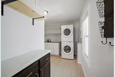 1522 N Hillside Avenue, Berkeley, IL 60163 - Photo 11