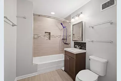 1522 N Hillside Avenue, Berkeley, IL 60163 - Photo 15