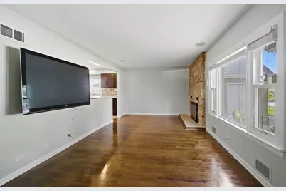 1522 N Hillside Avenue, Berkeley, IL 60163 - Photo 5