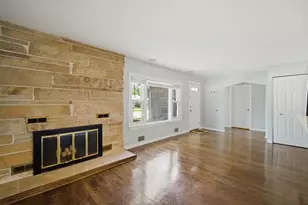 1522 N Hillside Ave, Berkeley, IL 60163 - Photo 7