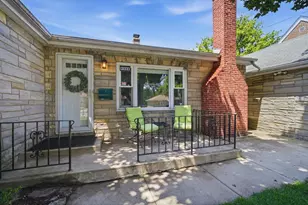 1522 N Hillside Ave, Berkeley, IL 60163 - Photo 3