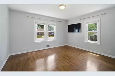 1522 N Hillside Avenue, Berkeley, IL 60163 - Photo 13