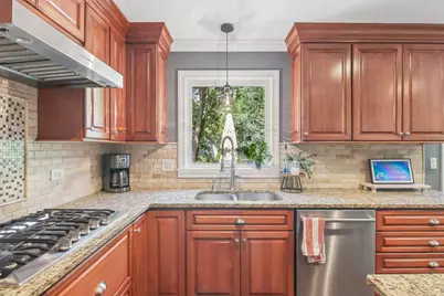 1204 Parliament Court, Libertyville, IL 60048 - Photo 17