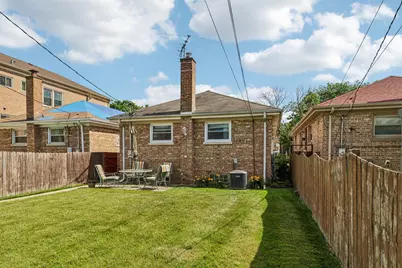 2654 W Catalpa Avenue, Chicago, IL 60625 - Photo 37
