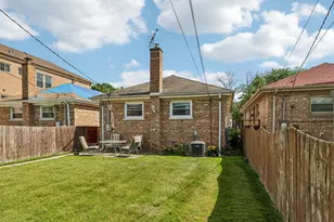 2654 W Catalpa Ave, Chicago, IL 60625 - Photo 37