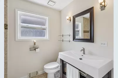 2654 W Catalpa Avenue, Chicago, IL 60625 - Photo 23