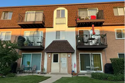 9482 Bay Colony Drive #3N, Des Plaines, IL 60016 - Photo 1