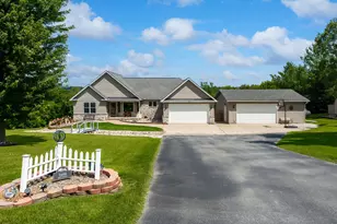1698 100th Ave, Aledo, IL 61231 - Photo 13