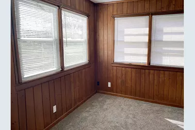 2219 Barton Boulevard, Rockford, IL 61103 - Photo 7