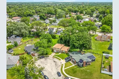 219 Walter Court, Elgin, IL 60123 - Photo 21