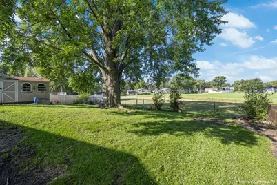 490 Heather Lane, Carol Stream, IL 60188 - Photo 25
