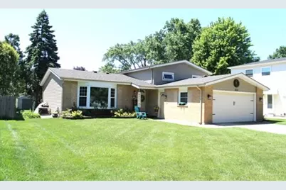 1909 E Maya Lane, Mount Prospect, IL 60056 - Photo 3