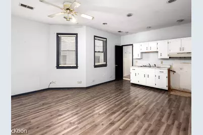 2506 N Clybourn Avenue, Chicago, IL 60614 - Photo 17